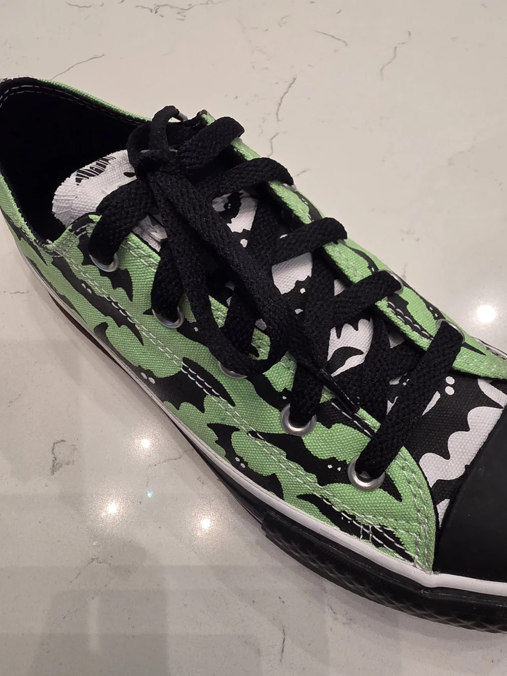 Custom Made Converse Kids' Low Top Sneakers in Green and Black